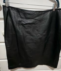 i.e Vintage 18W Black Leather  Skirt