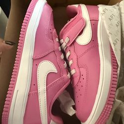 Kid Nikes