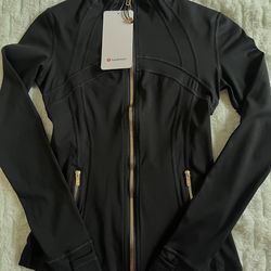 Lululemon black Define Jacket  (Gold)