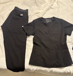 FIGS Uniform Set (Scrubs)