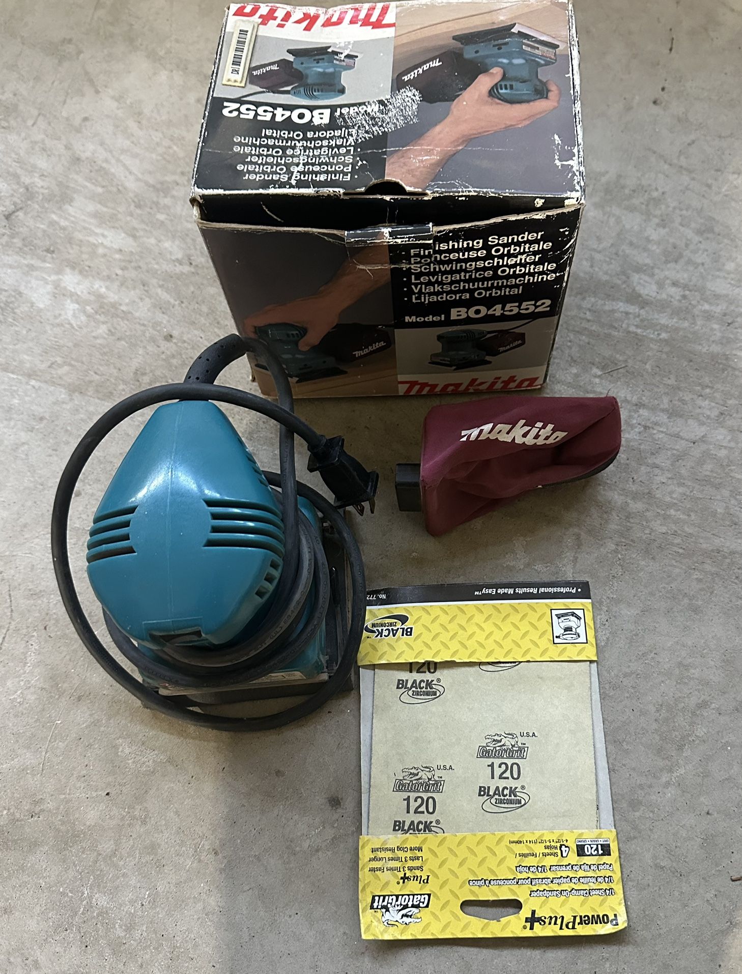 Makita Finishing Palm Sander Corded Electric B04552