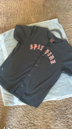 Shirt size L
