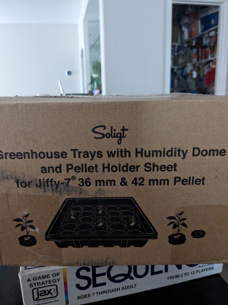 Seed Starting Kit With tray Humidity Dom And Pellet Holder For Jiffy 7 Pellets 