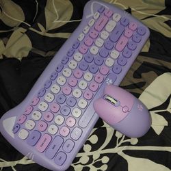 Hello Kitty Wireless Keyboard And Mouse 