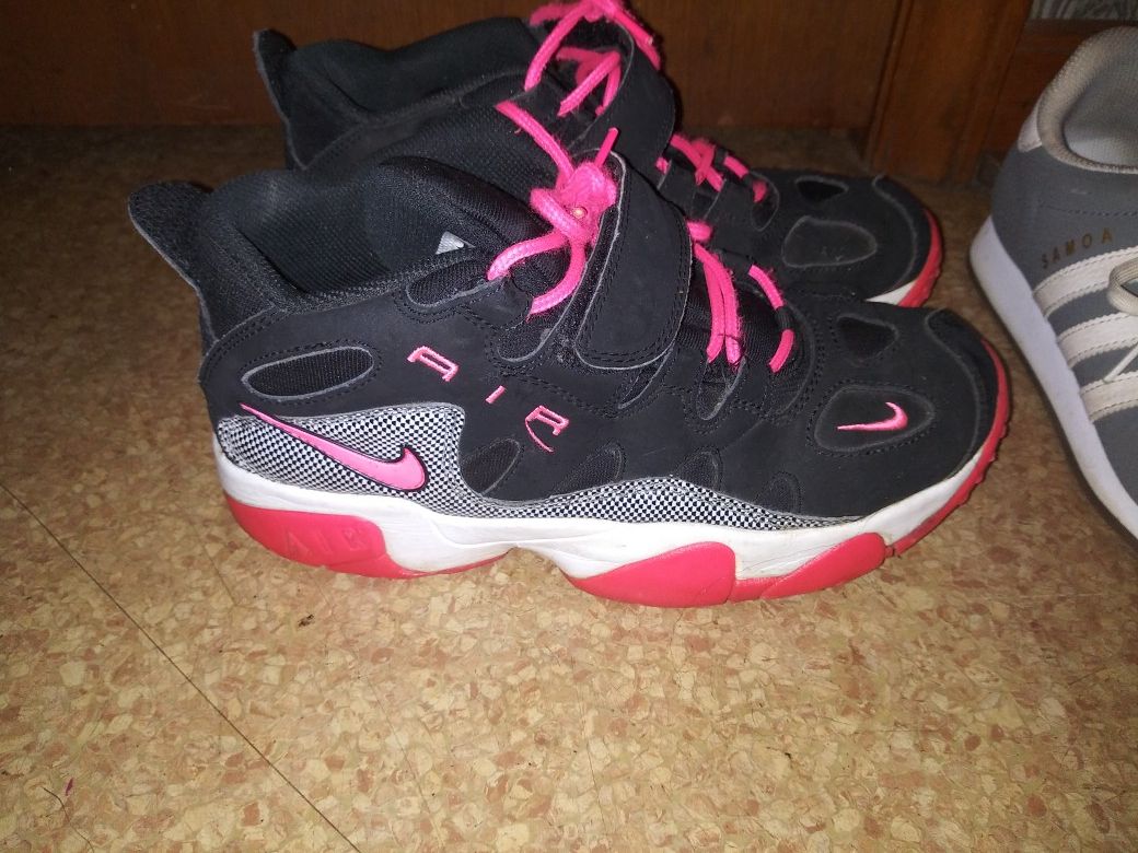 Womens shoes