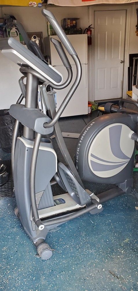 Elliptical Healthrider H95e