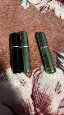 Travel spray colognes
