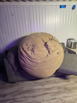 Huge foam bag like new super clean