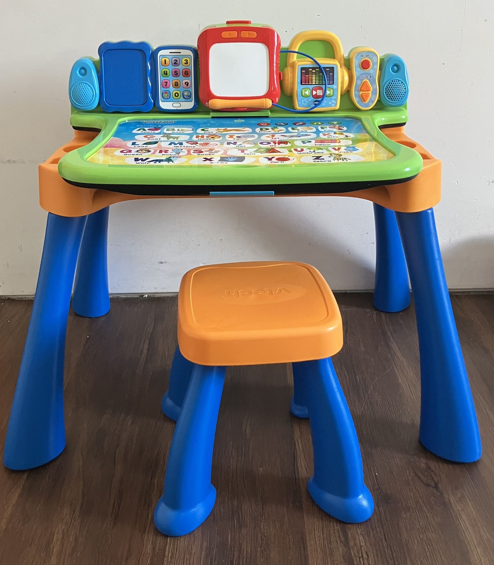 VTech Activity Desk