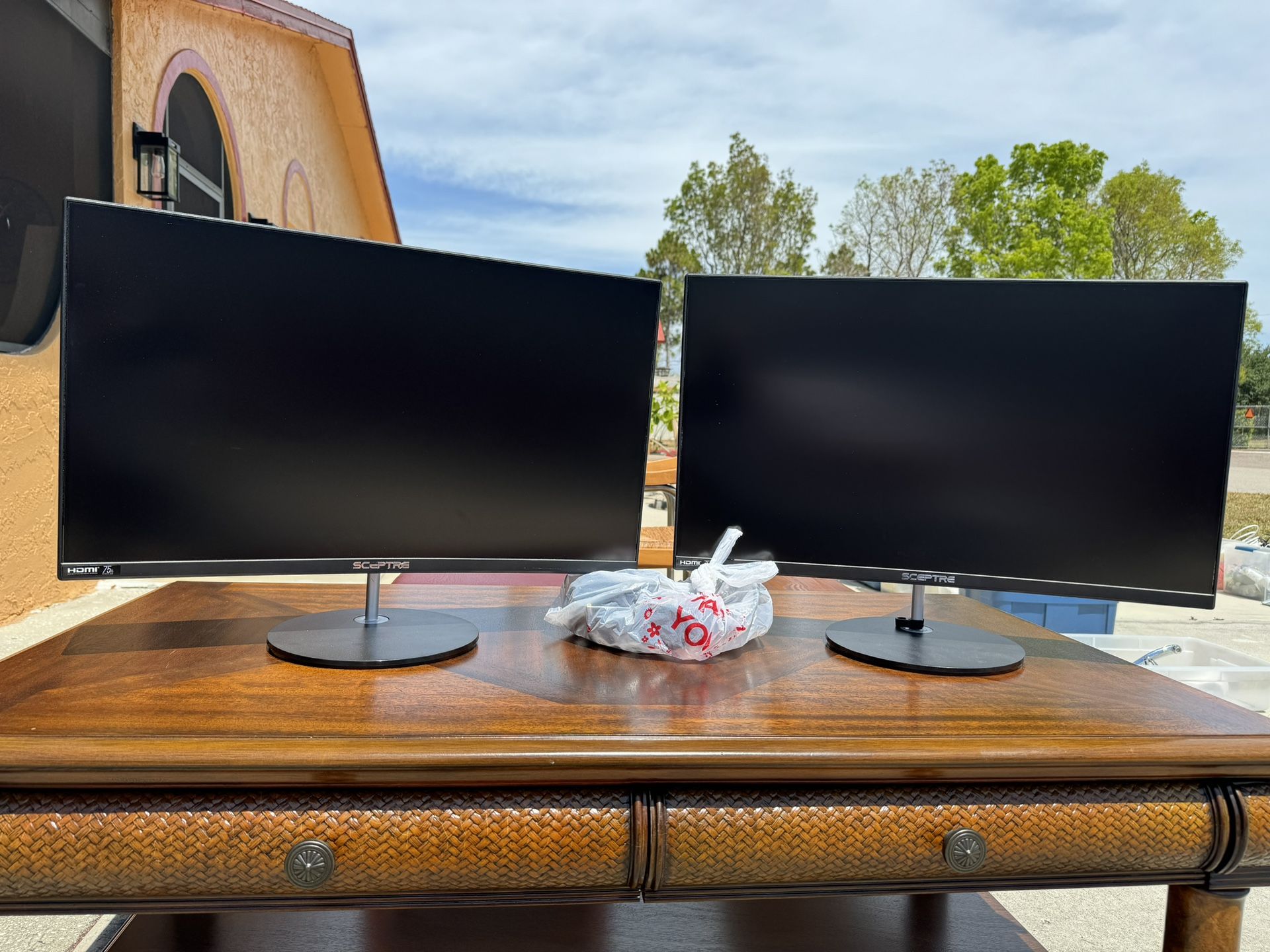 Brand New Monitor