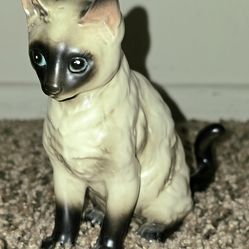 Vintage 1960's Lefton Ceramic Cat