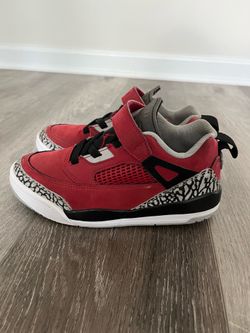 Jordan Spizike Low "Toro Bravo" Gym Red – Boys' / Kids' Size 2Y