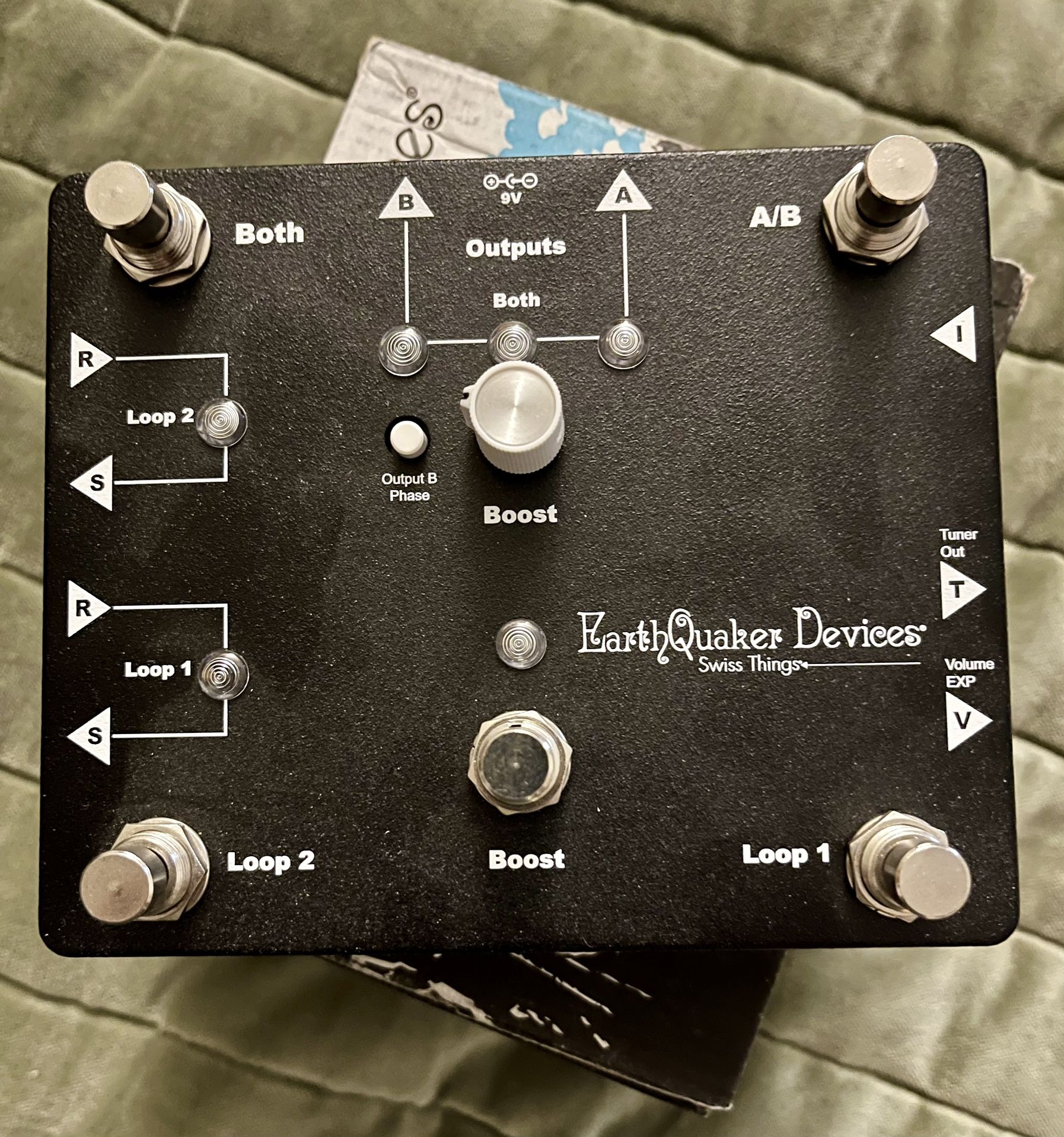 EarthQuaker Devices Swiss Things Pedalboard Reconciler Guitar Pedal for