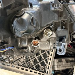 Nissan Rogue headlights