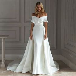 New Old Hollywood Off The Shoulder Bridal Wedding Dress With Attachable Train Sz4/6
