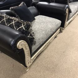 Gorgeous Stylish Couch And Loveseat !