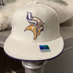 Minnesota Vikings Reebok Exclusive Fitted Cap