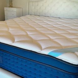 Dreamcloud King Size Mattress