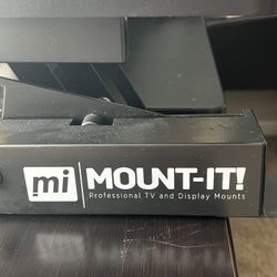 Perfect Condition Office Standing Desk Mount