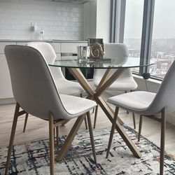 Beautiful Table and Chairs Set - Tan chairs and glass table