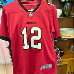 Tom Brady- On Filed- Women’s Xl