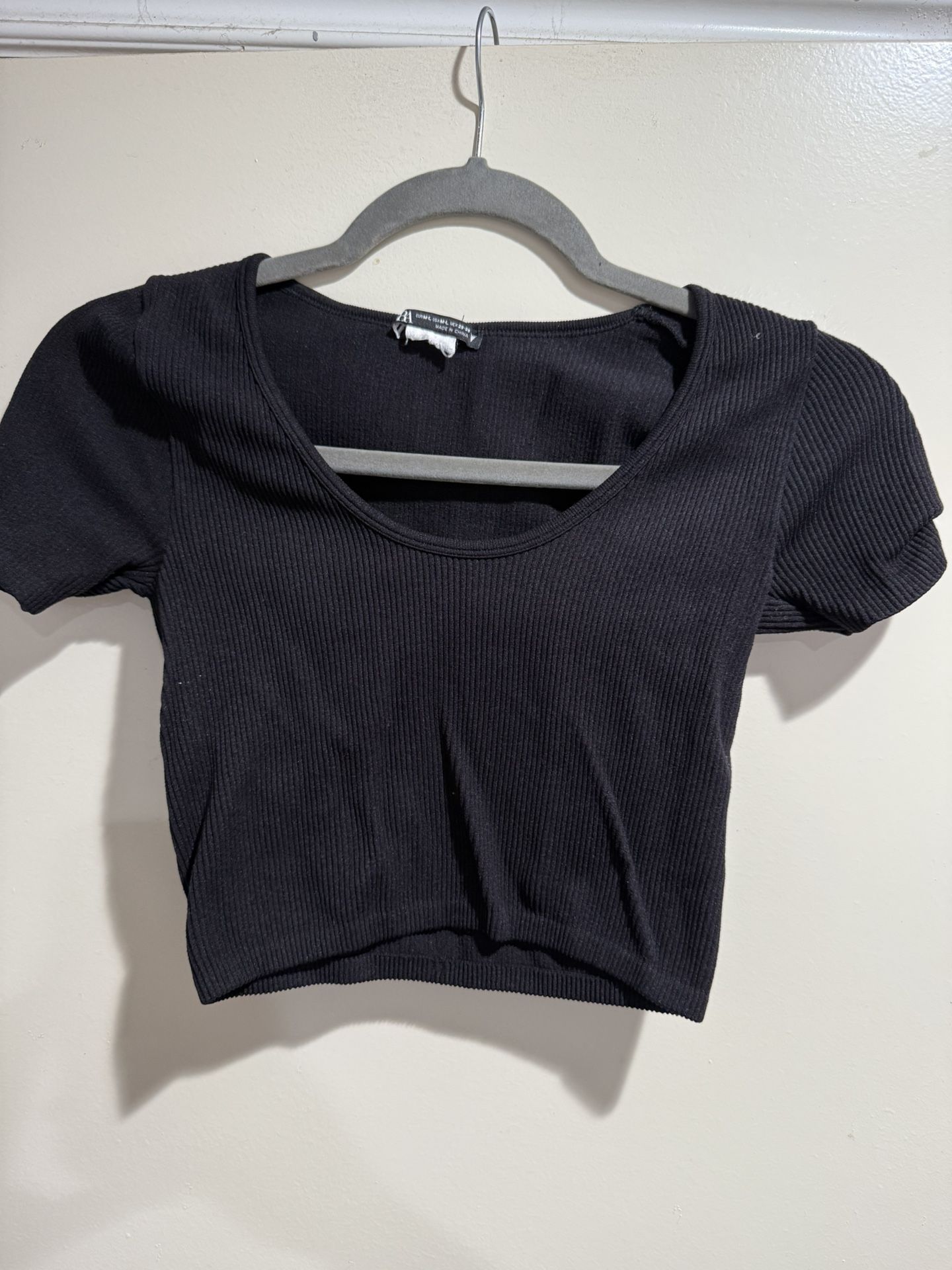 ZARA RIBBED CROP TOP