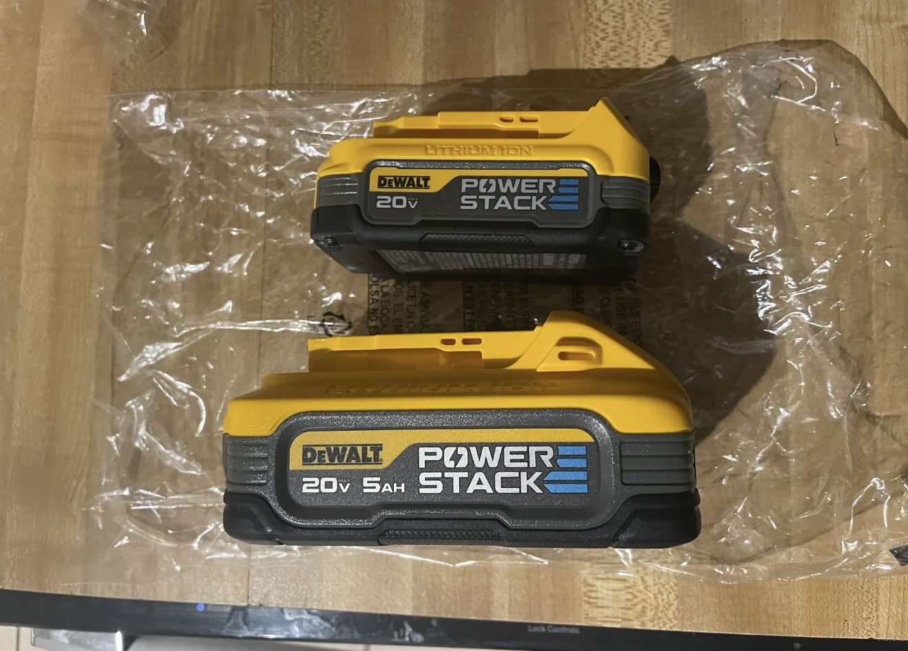 New dewalt 20v power stack batteries small and big batt $ 160 for both in n Lakeland
