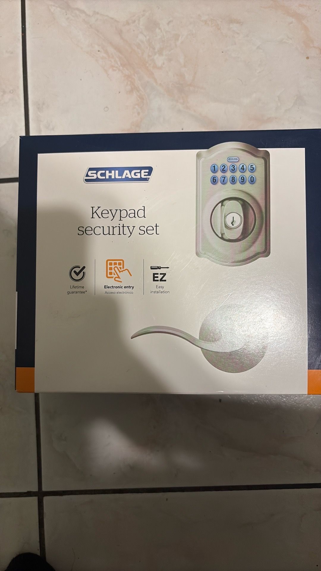 Door keypad lock