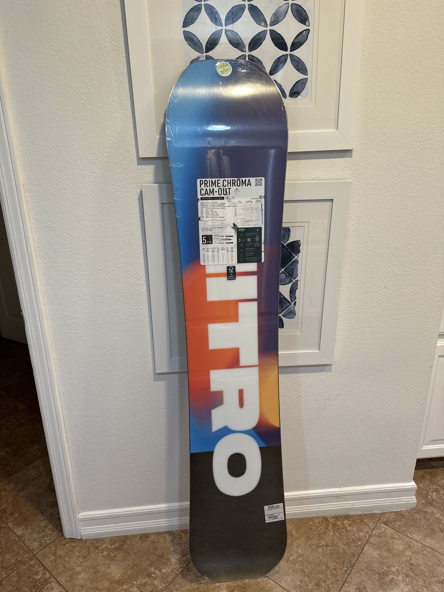 2025 Nitro Prime Chroma Snowboard 160W