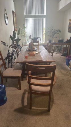 Dining room table 8 seater
