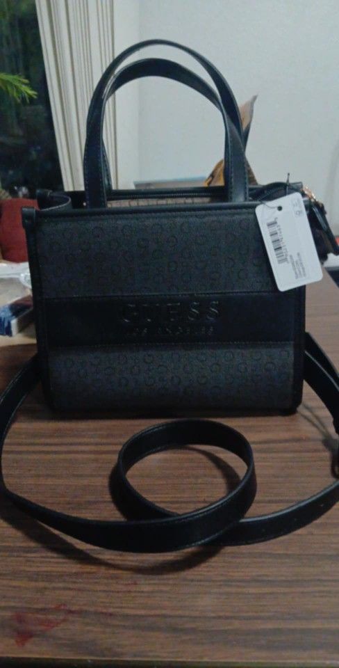 New GUESS brand Cross Body Purse