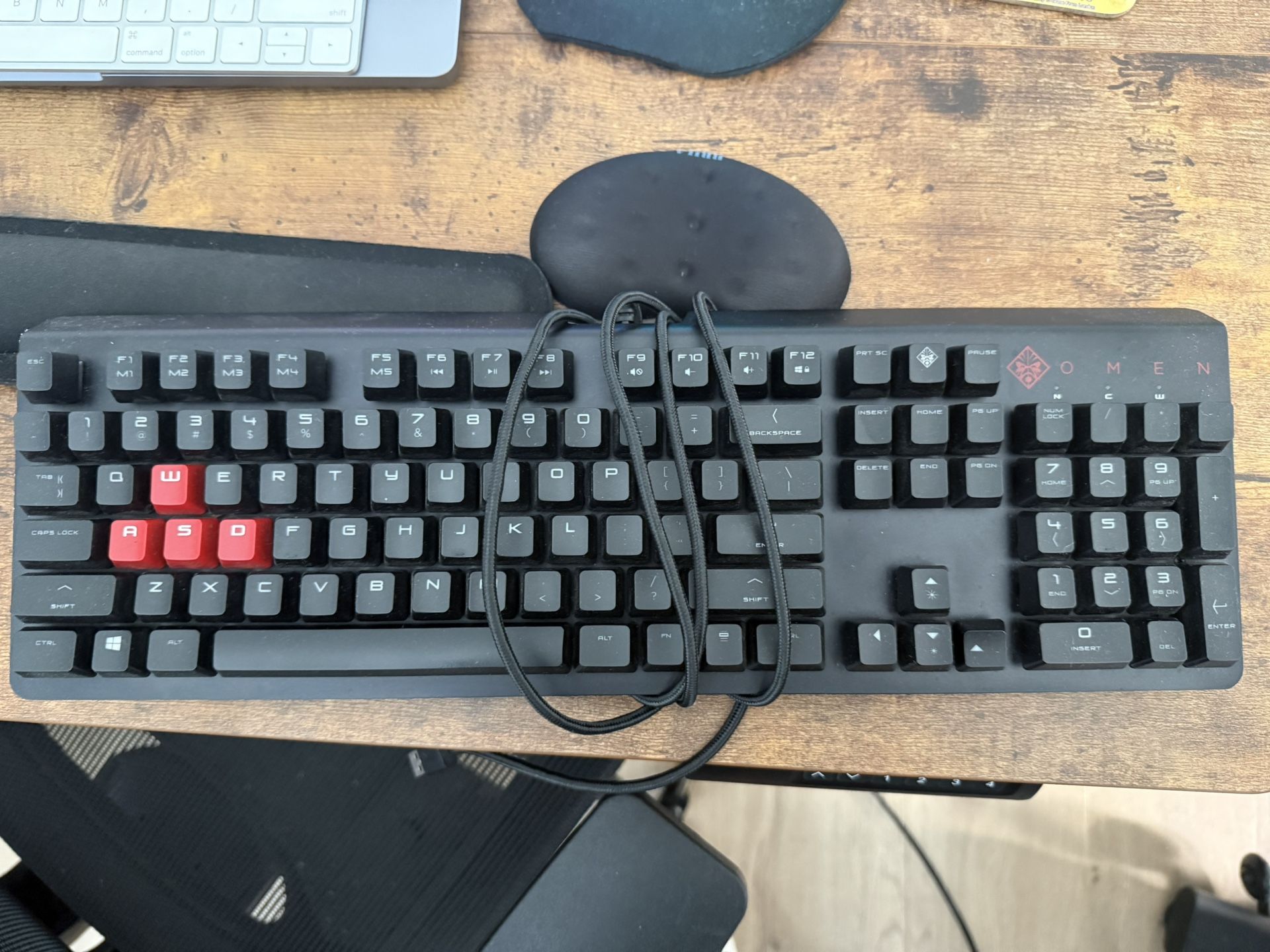 OMEN Wired USB Keyboard Black/Red - Gaming Keyboard For PC Gamers