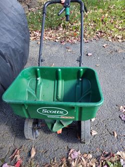 Speedy green Spreader 3000