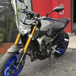 2014 YAMAHA FZ09