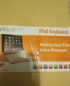 Turn iPad into a 2 in 1 ipad/ macbook