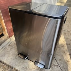 60 Gallon Double Trashcan