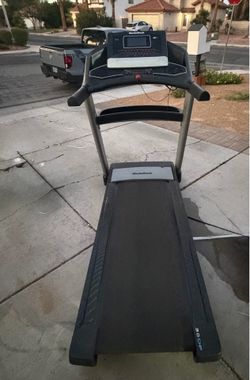 NordicTrack Elite 900 Treadmjll