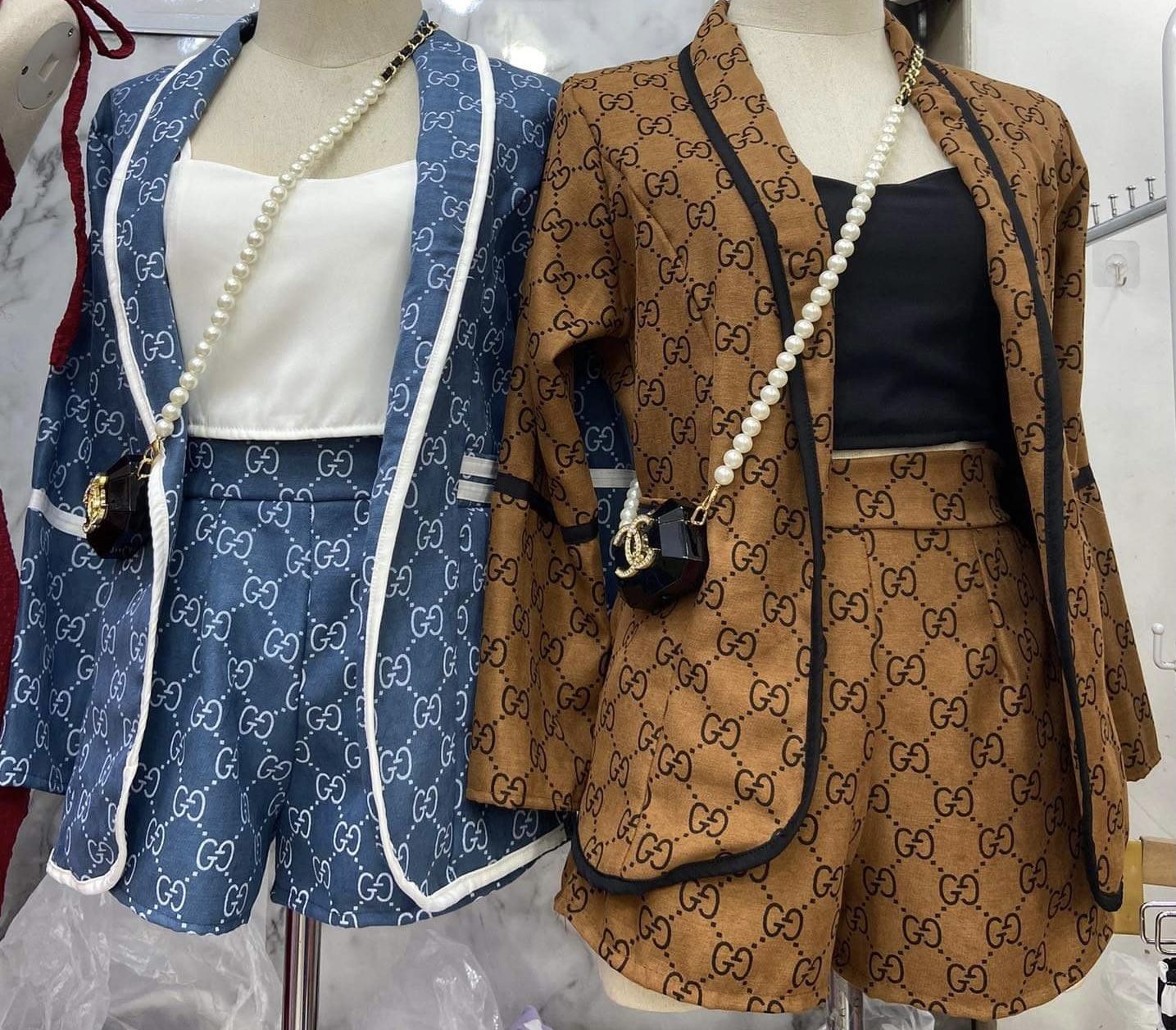 Women’s Custom Set Both Colors Available 