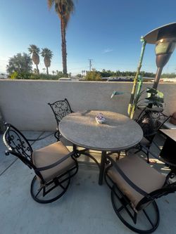 O.W Lee Patio Set/ Table And Chairs