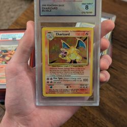 DSG 8 Base set charizard pokemon cards