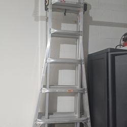 Gorilla Ladder GLMPXA-22 (22' Ladder) Like New