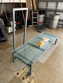 Entertainment Tempered Glass Table