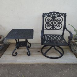 Cast Aluminum Patio Chair W/  Small Table 