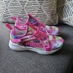New Puma Soft Foam Sneakers 