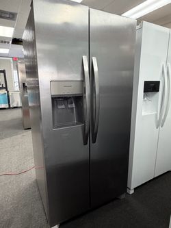 Refrigerator 2 doors