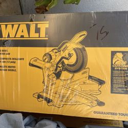 Dewalt (DWS780) 12 Miter Saw Double Bevel Sliding Compound