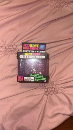 Needoh Glitter & Glow Cube