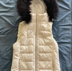 Calvin Klein White Vest With Far Hootie