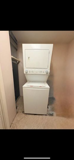frigidaire washer & dryer