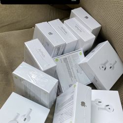 AirPods 4th gen 